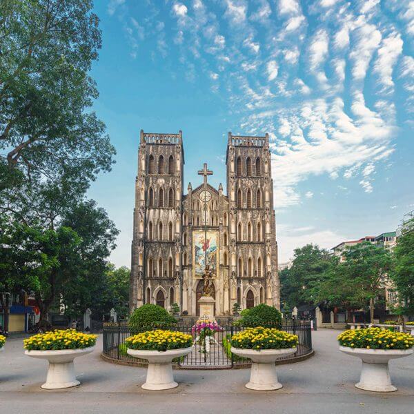 15 must-visit attractions in Hanoi