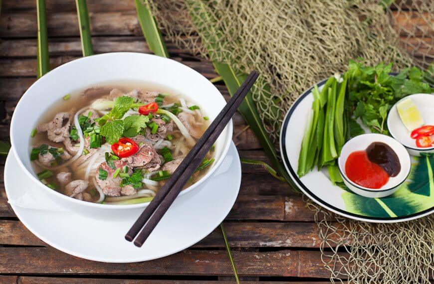 10 must-try dishes in Hanoi