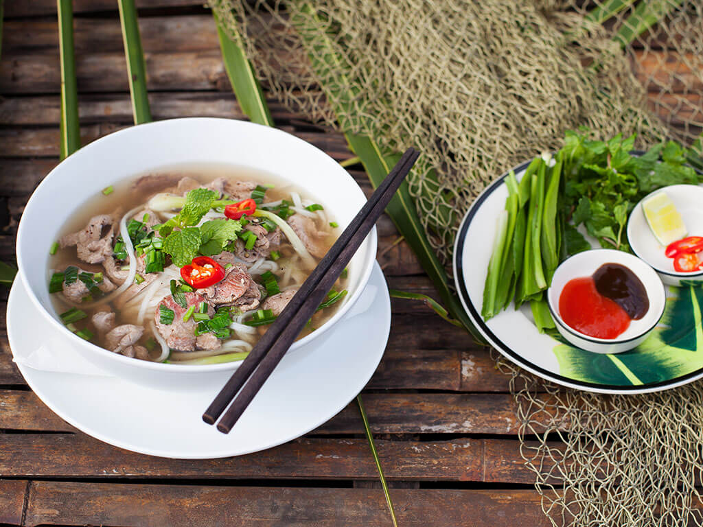 10 must-try dishes in Hanoi
